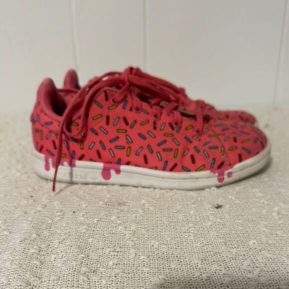 ADIDAS The Simpsons x Stan Smith J 'Donut Sprinkles Shoes Sneakers Kid's size 13 - Picture 2 of 10